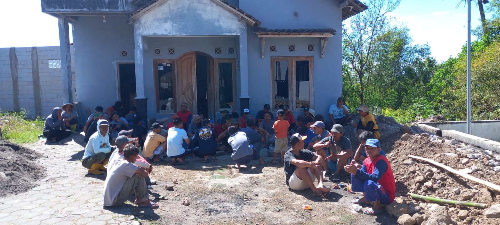 SELAMAT DATANG DI DESA CAMPURSALAM